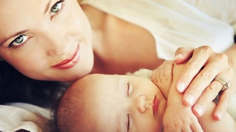 Αφήστε το νεογέννητο μωράκι σας να κοιμηθεί όσο θέλει